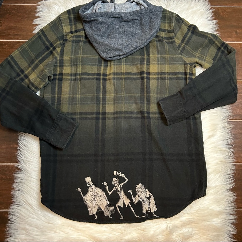 Disney Our Universe Haunted Mansion Hidden Dip Dye Flannel Shirt Mens M Hoodie